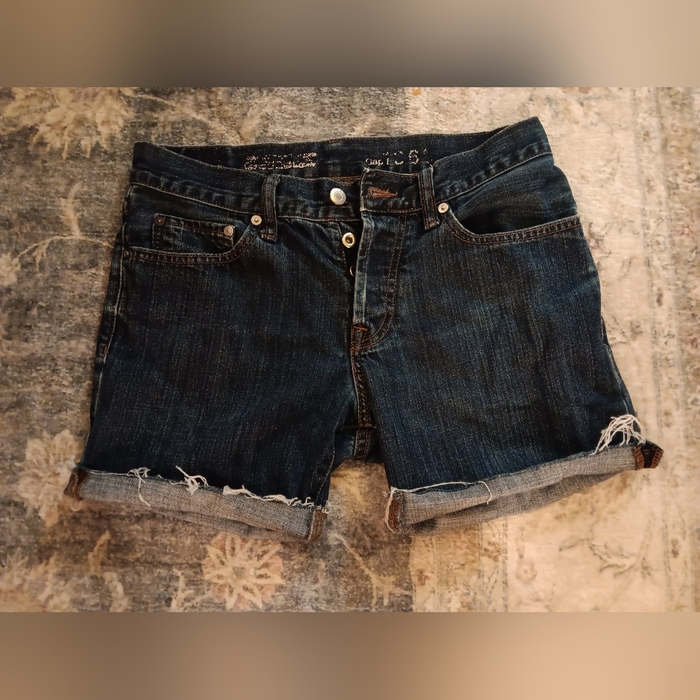 Gap| Vintage Style Cut Off Jean Shorts